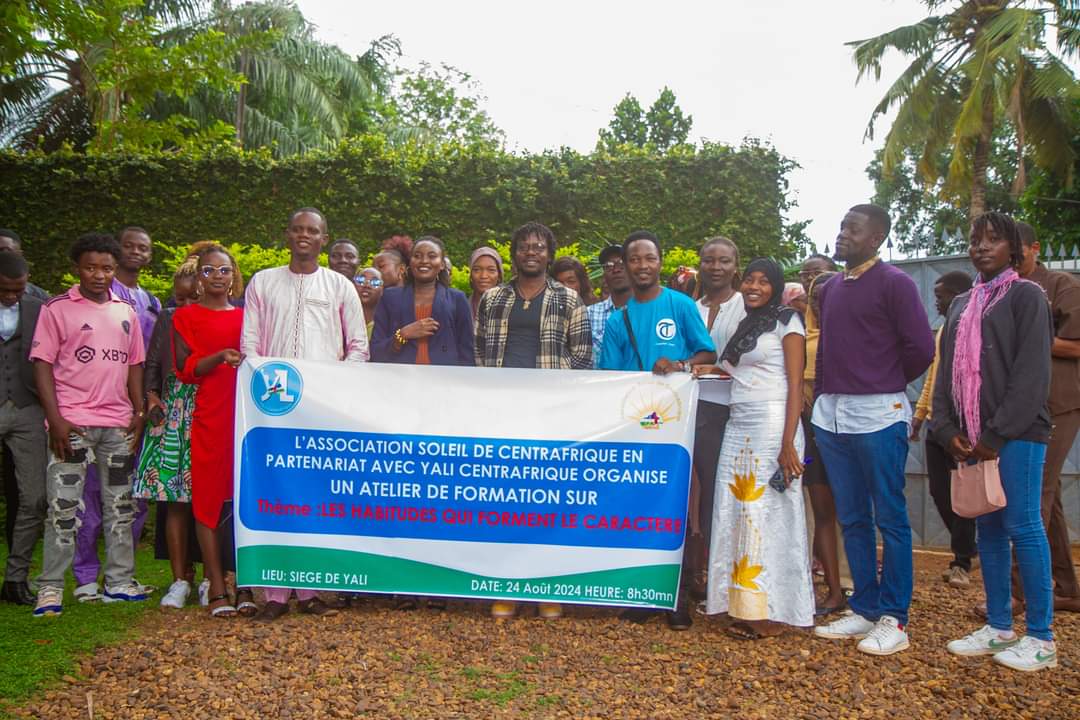 Préparer les Leaders de Demain en Centrafrique : Un Investissement pour l’Avenir.